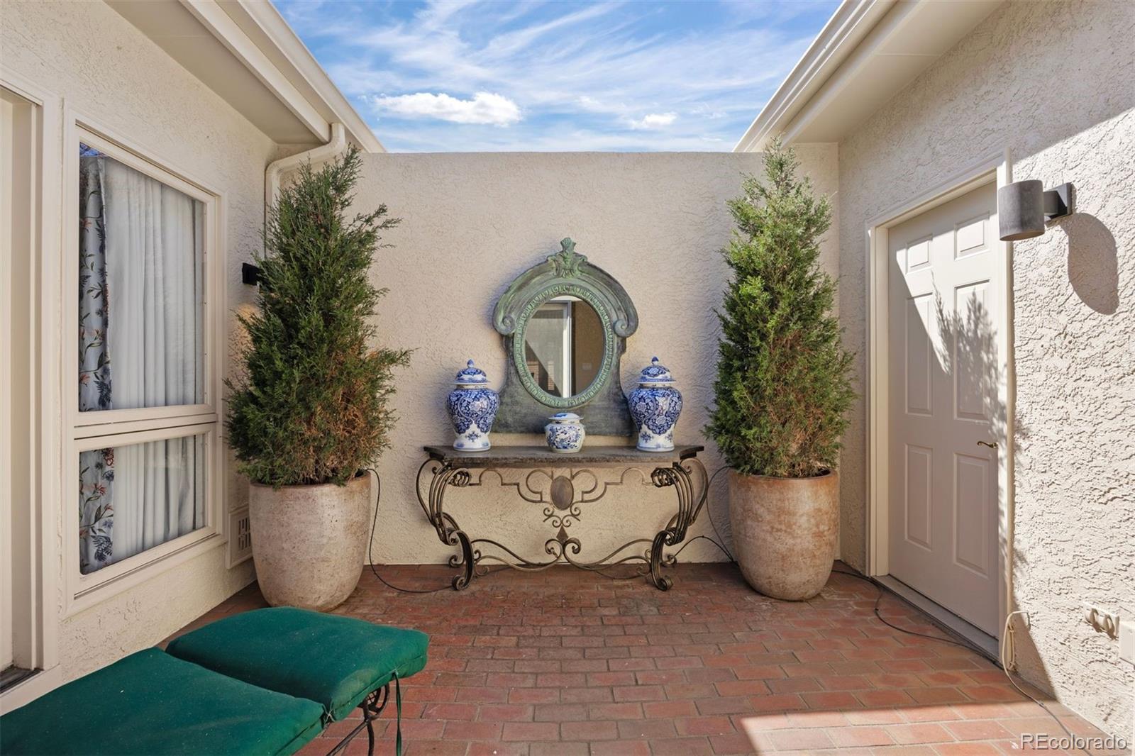 2552 E Alameda Avenue Unit: 72