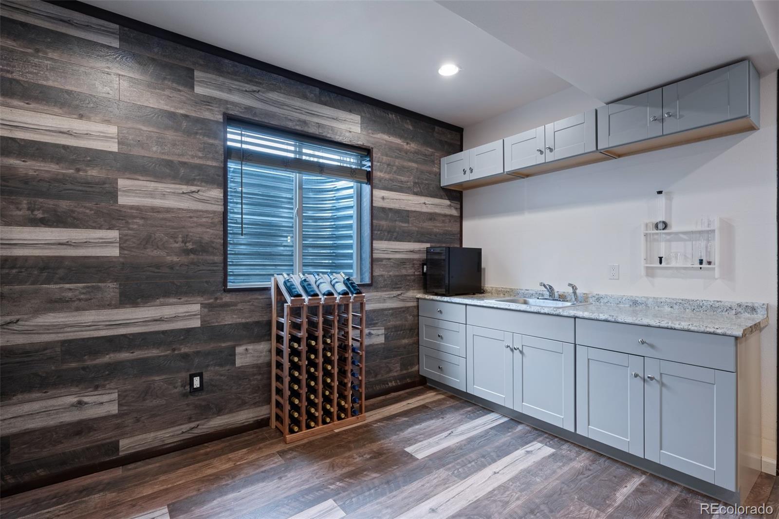 27523 E Euclid Drive