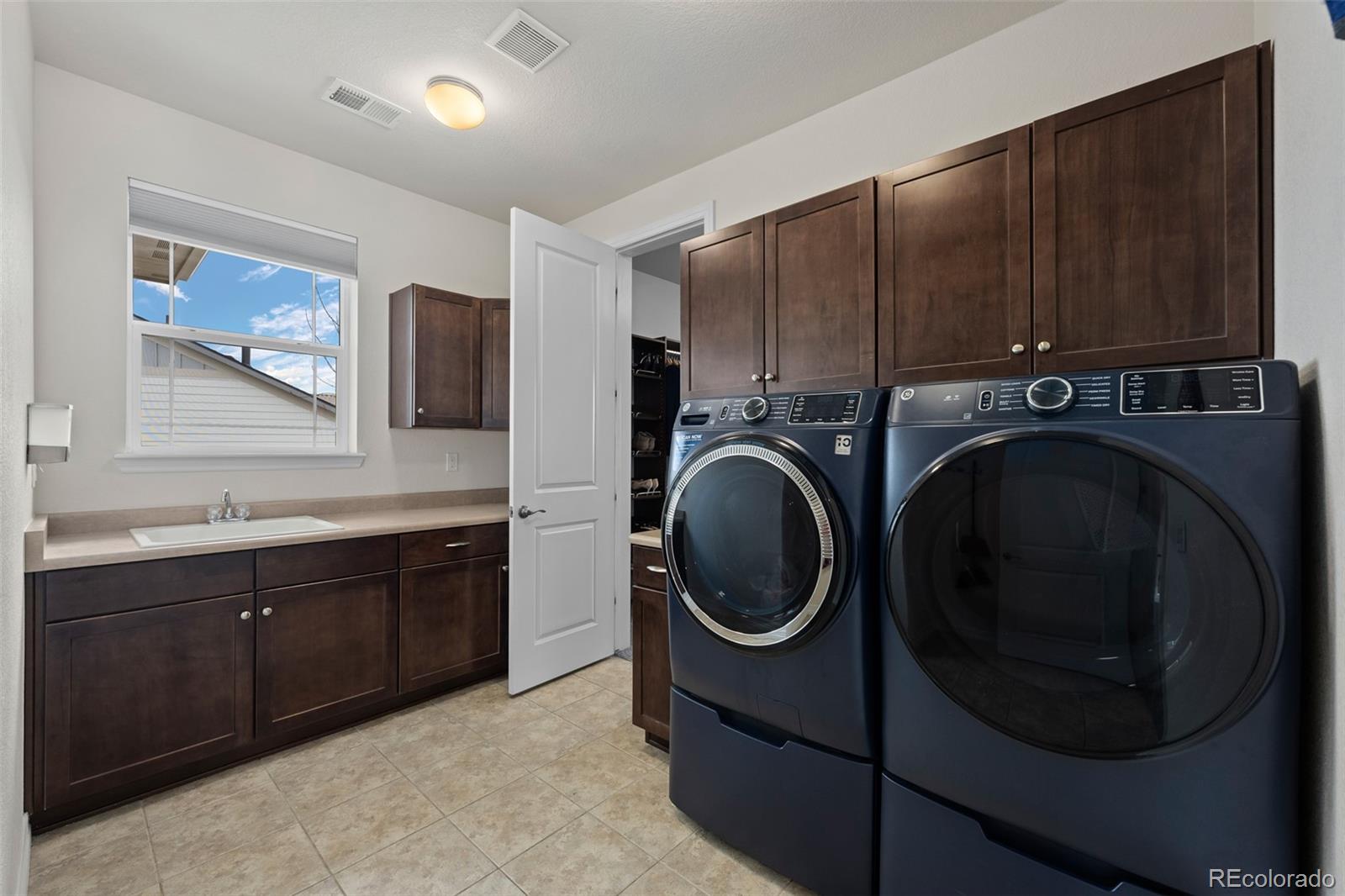 27523 E Euclid Drive