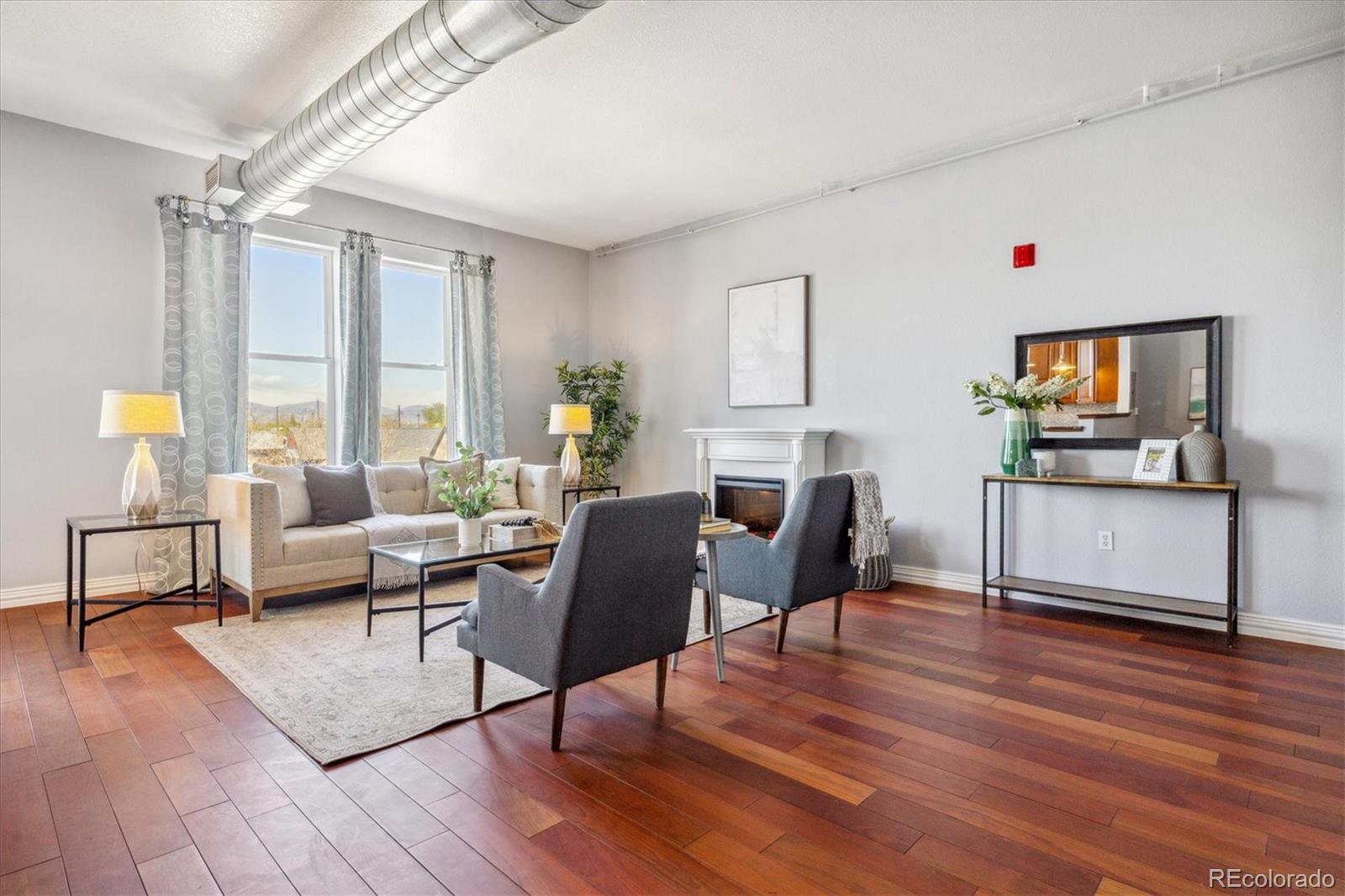 277 N Broadway Unit: 315