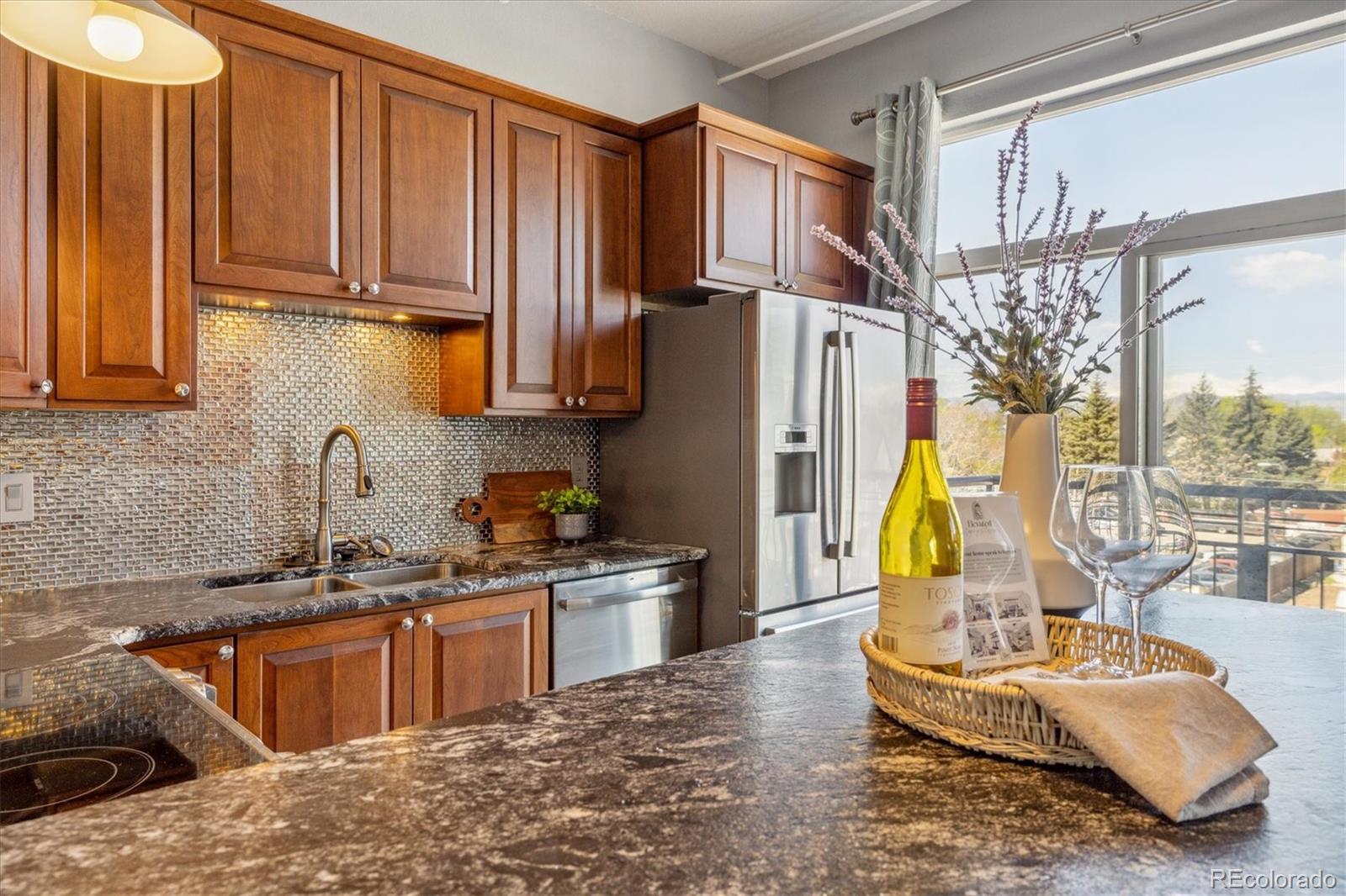 277 N Broadway Unit: 315