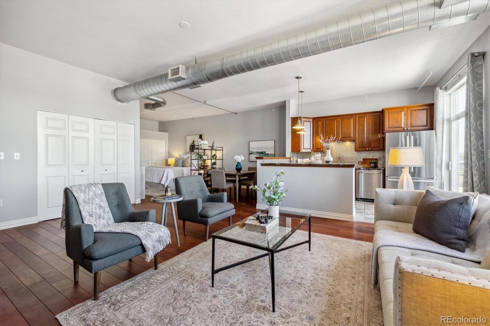 277 N Broadway Unit: 315