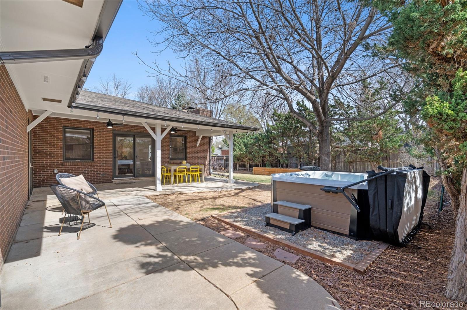 2738 S Langley Court