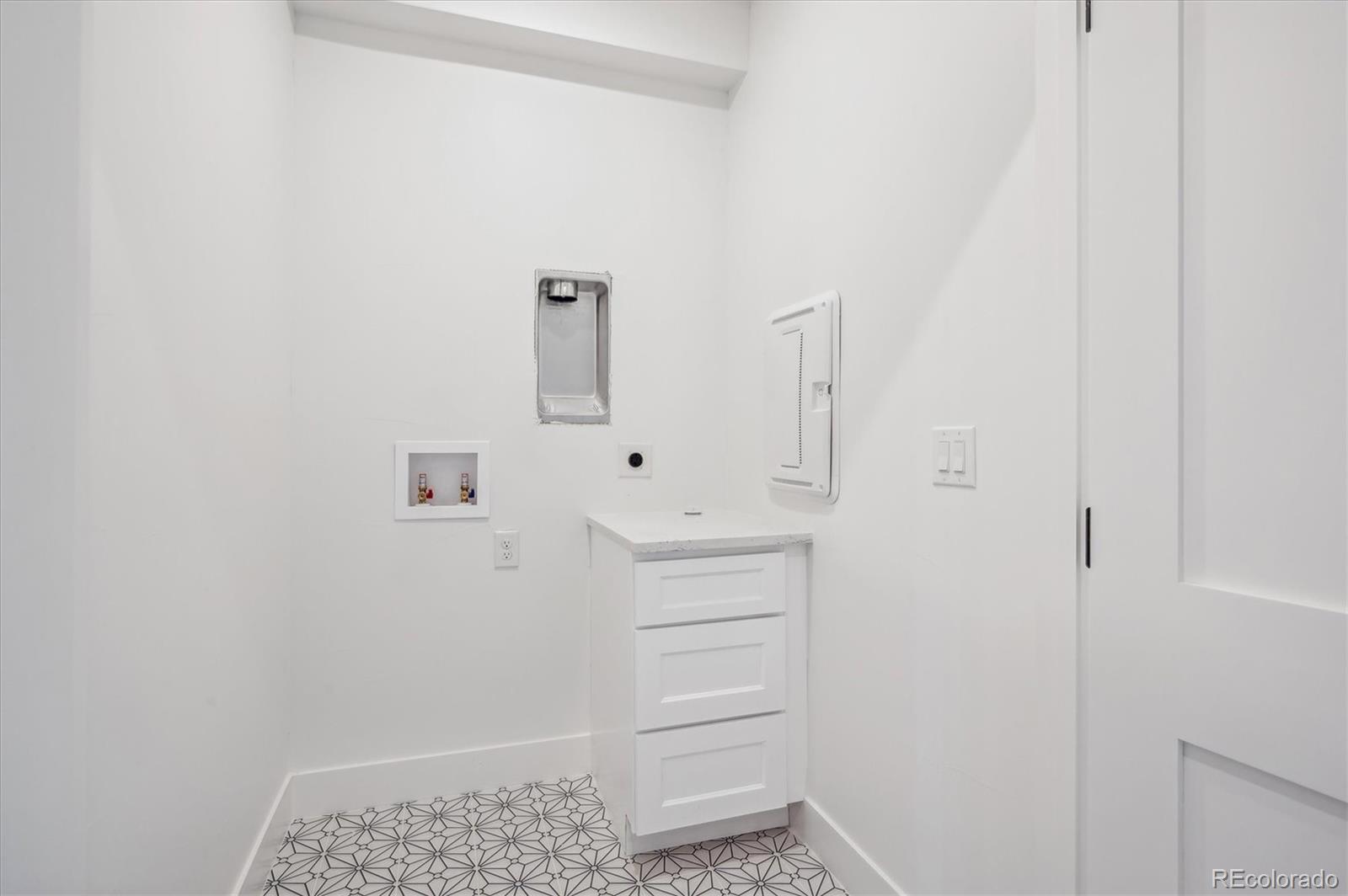 364 E Orchard Road