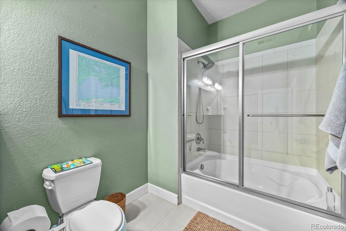 303 Inverness Way Unit: 208