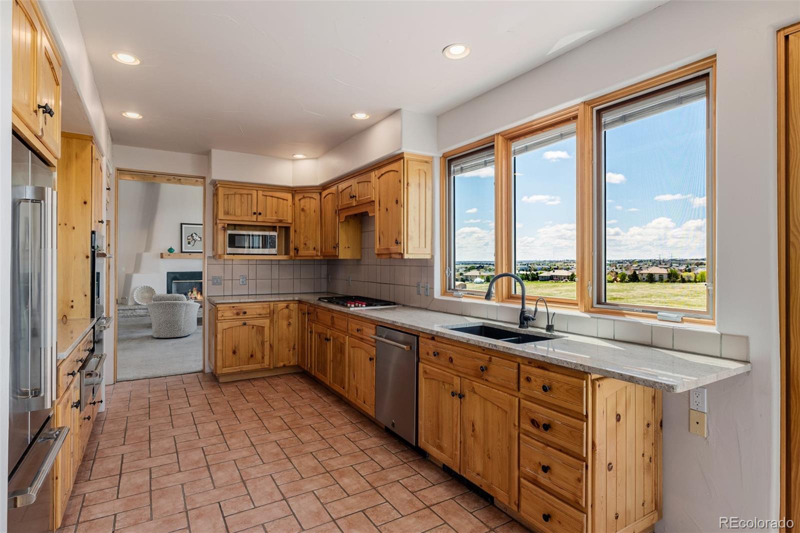 1764 Mesa Ridge Lane