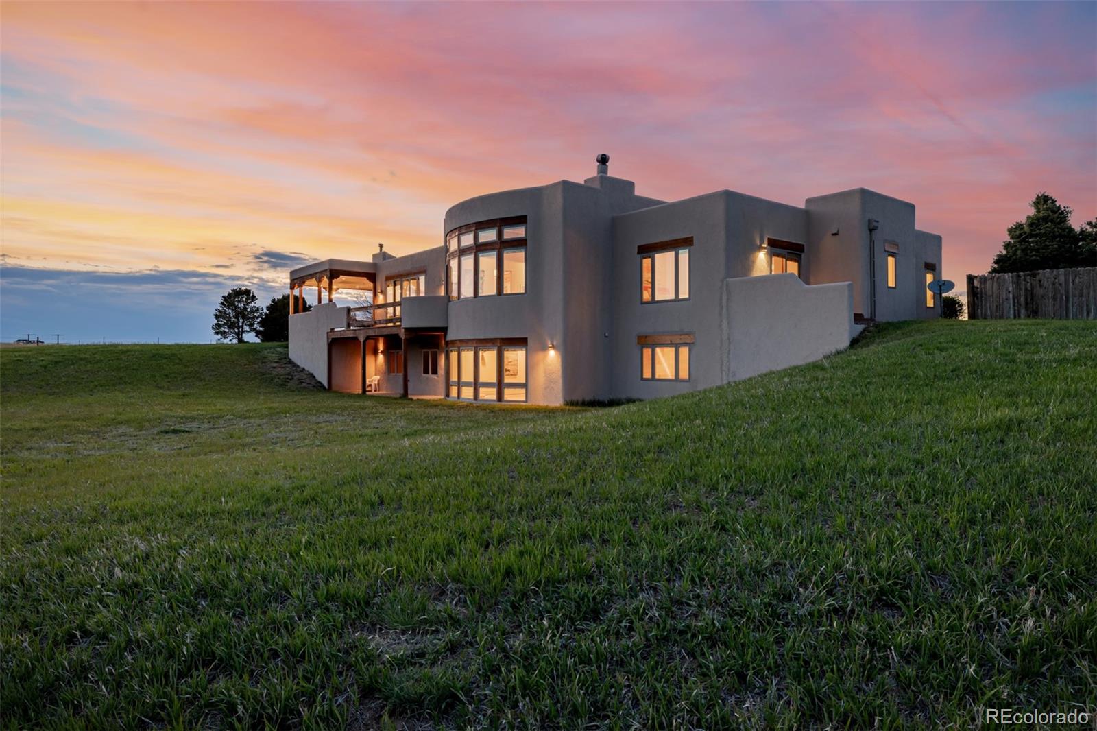 1764 Mesa Ridge Lane