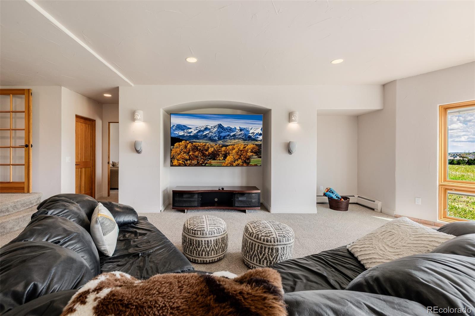 1764 Mesa Ridge Lane