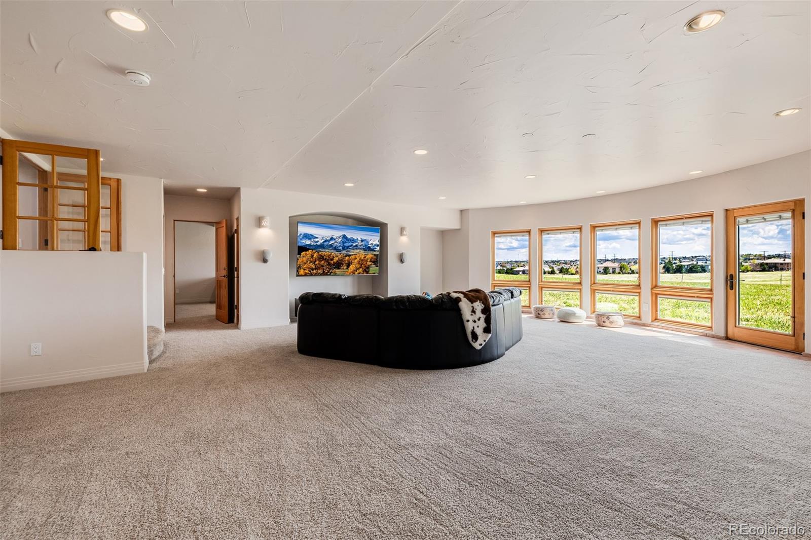 1764 Mesa Ridge Lane