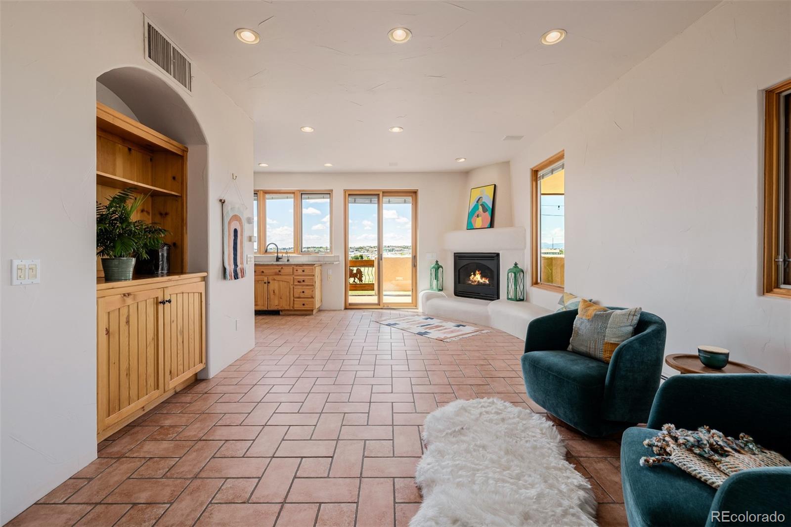 1764 Mesa Ridge Lane