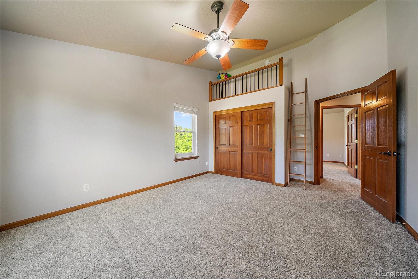 5861 E Valley Hi Drive