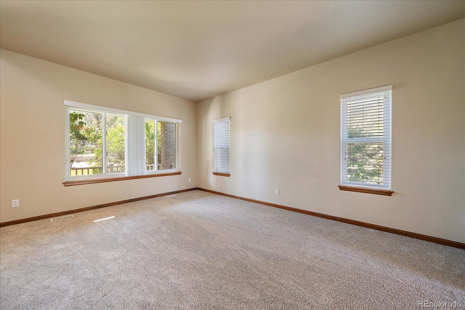 5861 E Valley Hi Drive