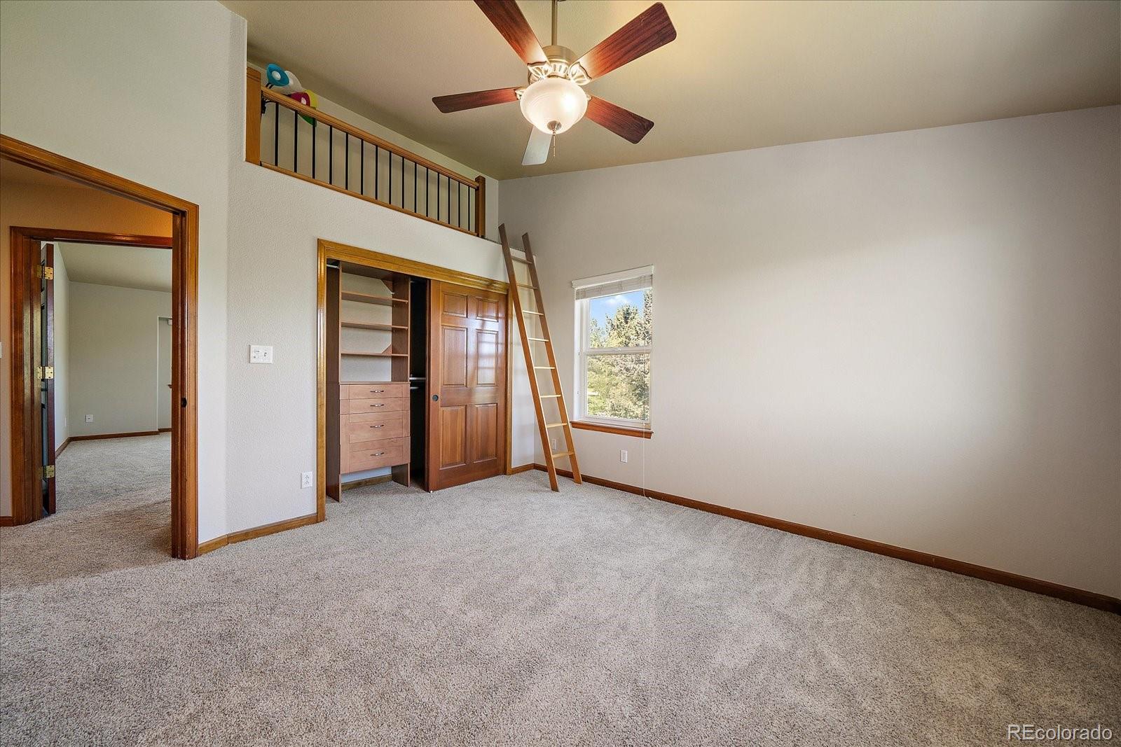 5861 E Valley Hi Drive