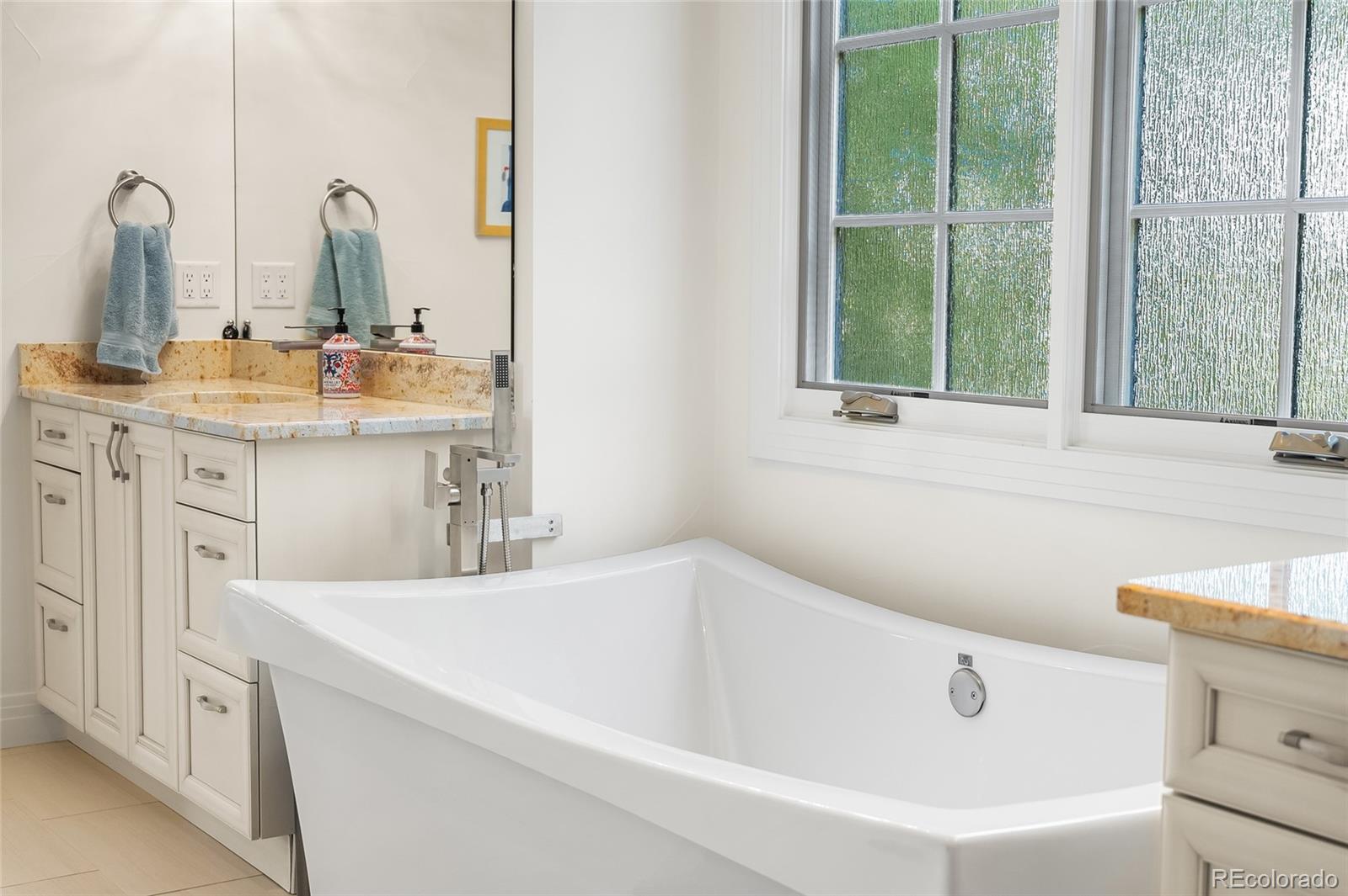 9316 E Harvard Avenue