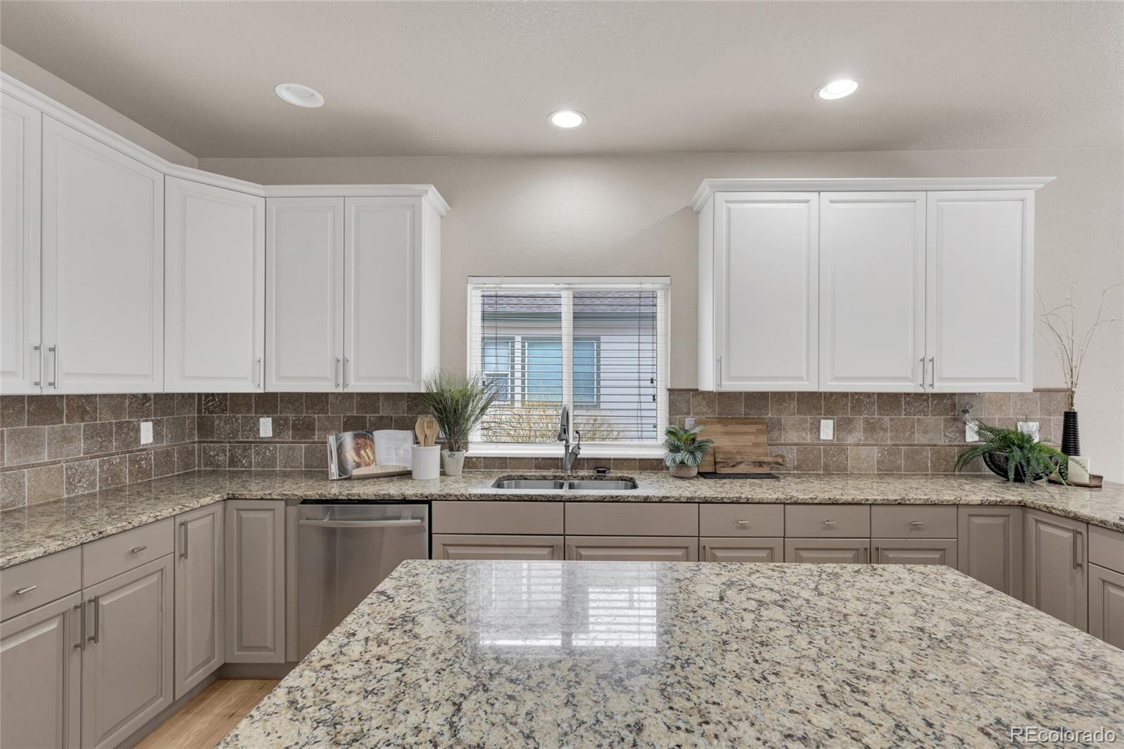 14880 E Maplewood Drive