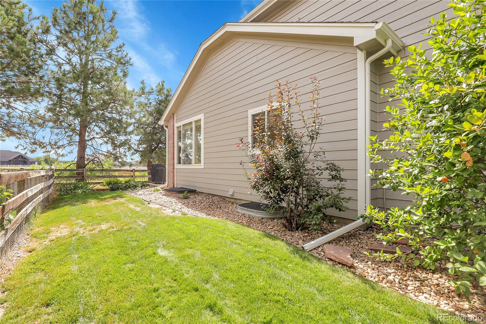 14880 E Maplewood Drive