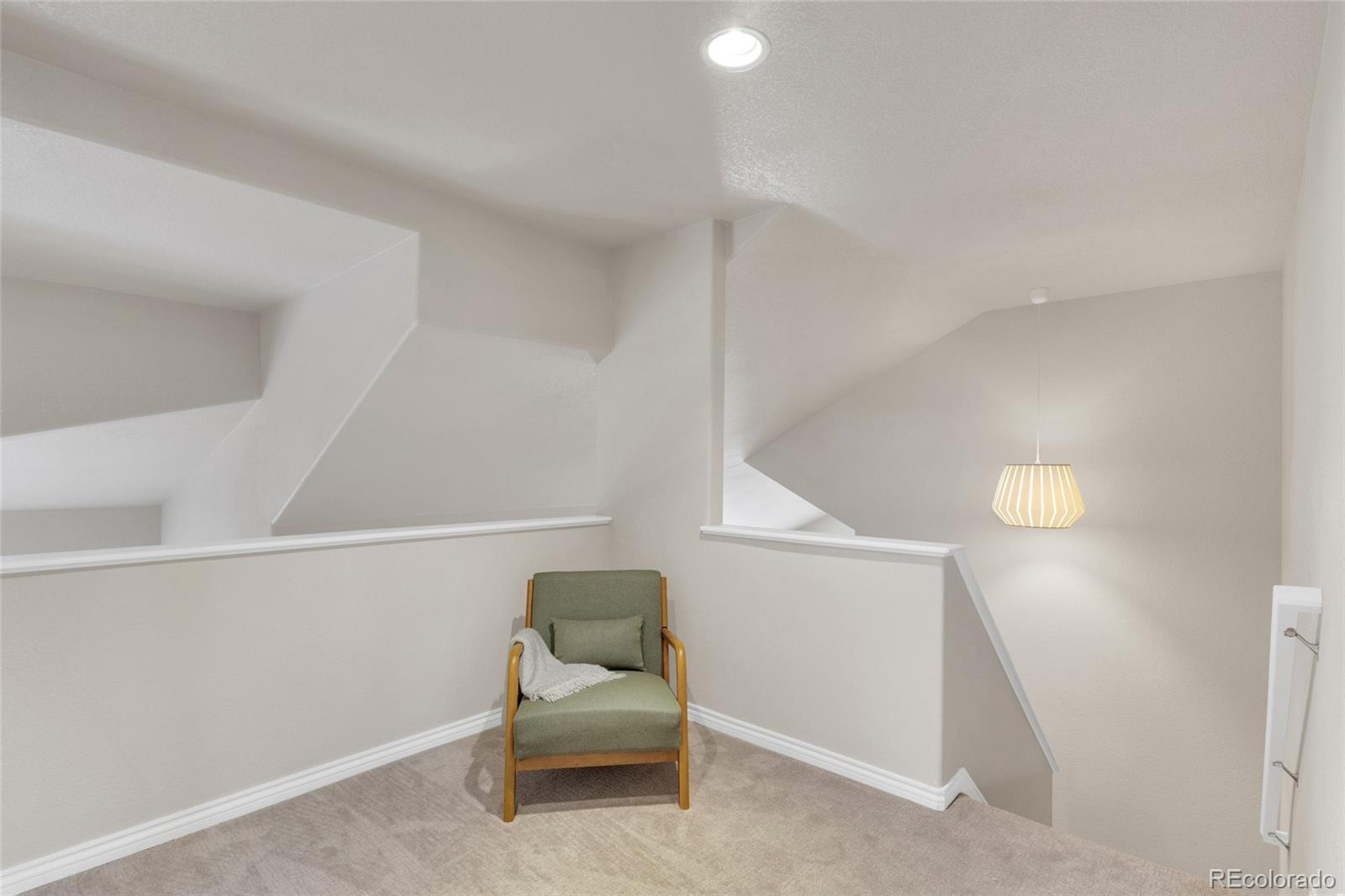 14880 E Maplewood Drive