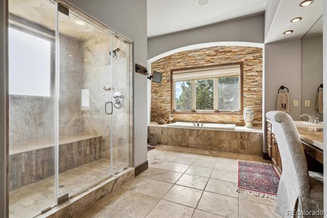 4923 Raintree Circle