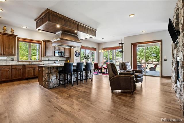 4923 Raintree Circle