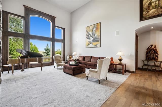 4923 Raintree Circle