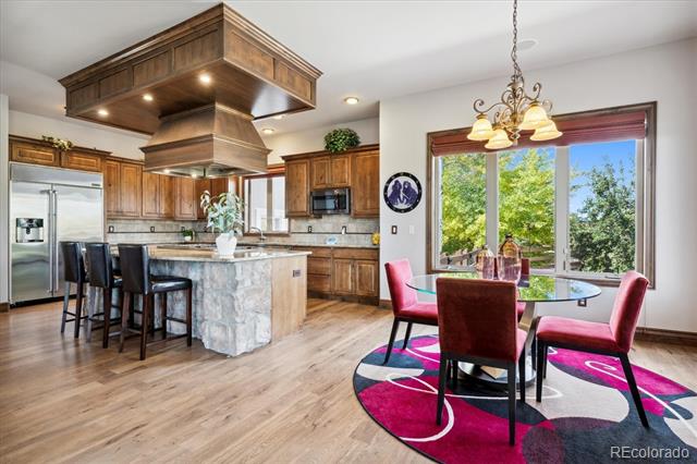 4923 Raintree Circle