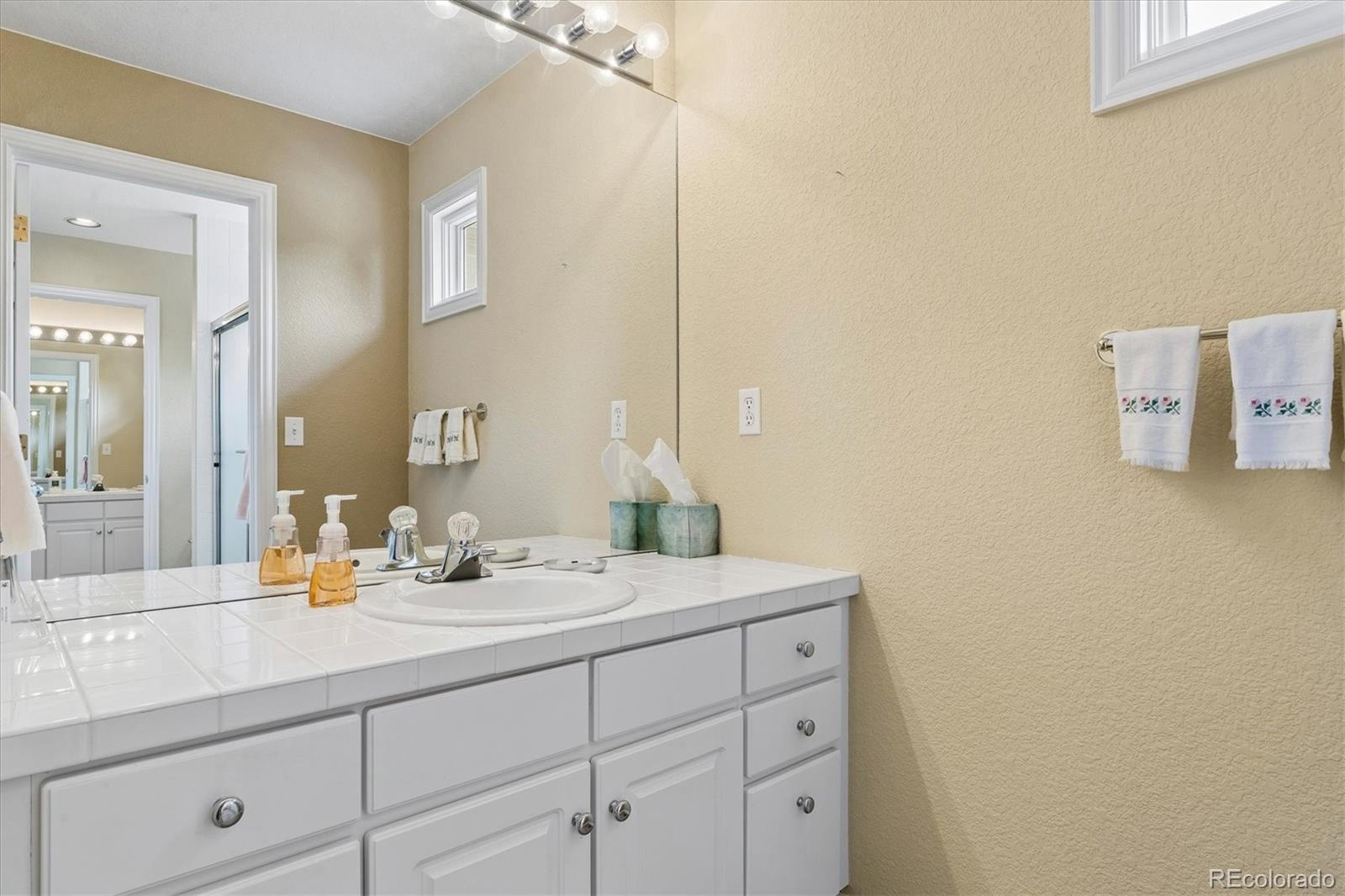6500 W Mansfield Avenue Unit: 33