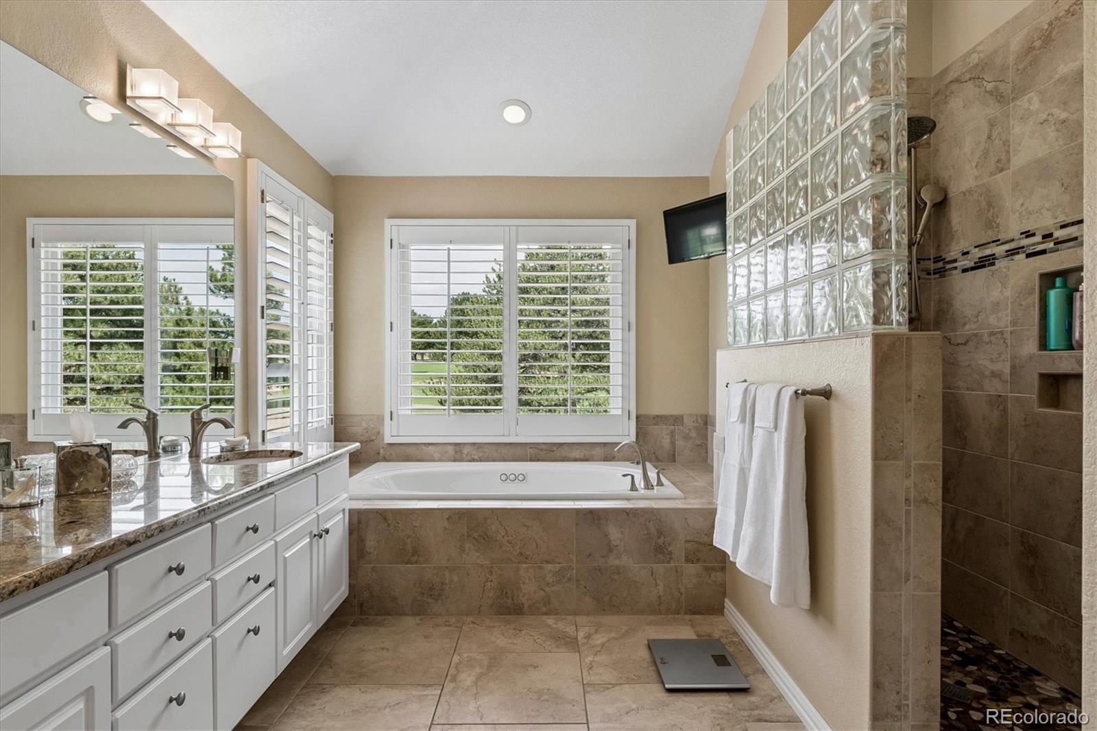 6500 W Mansfield Avenue Unit: 33