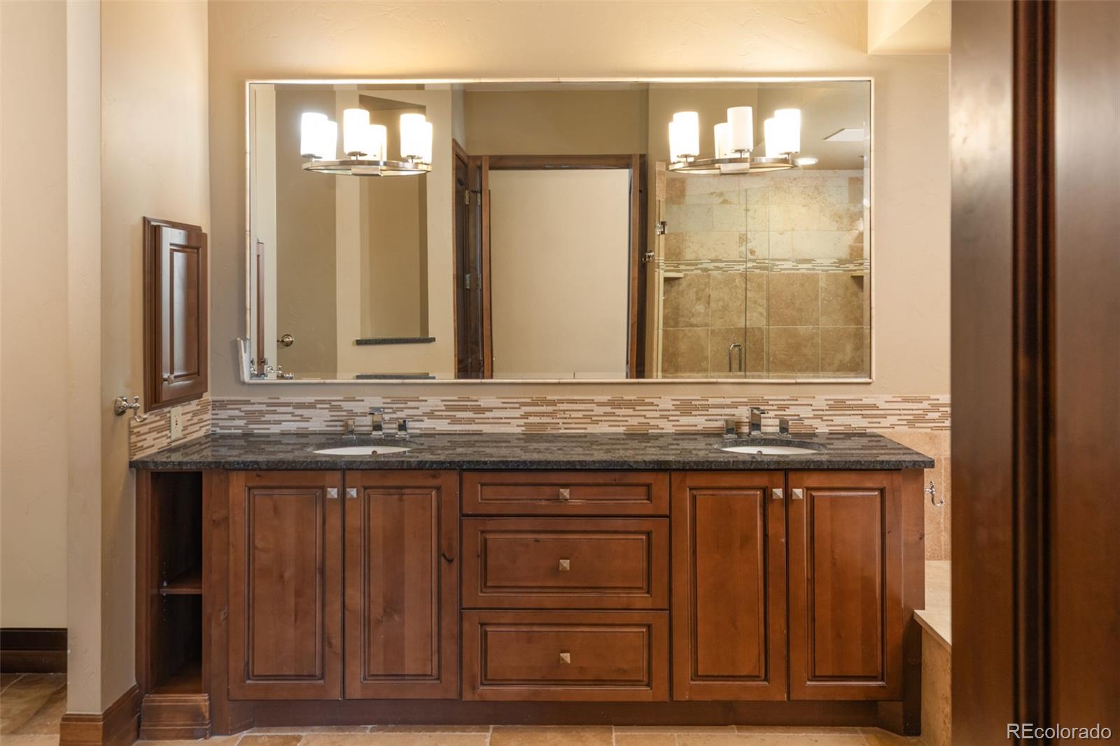 8100 E Union Avenue Unit: 2405