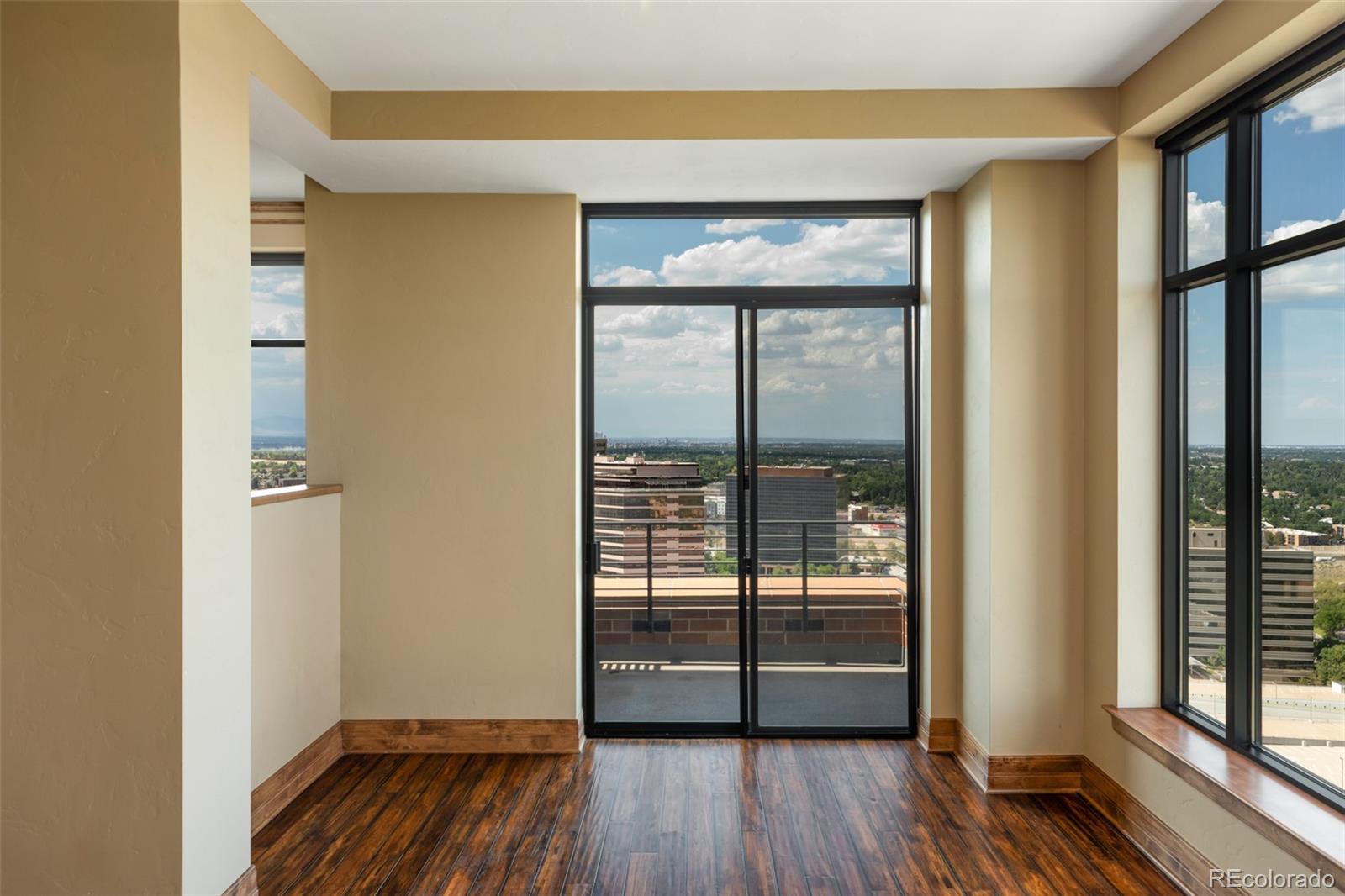8100 E Union Avenue Unit: 2405
