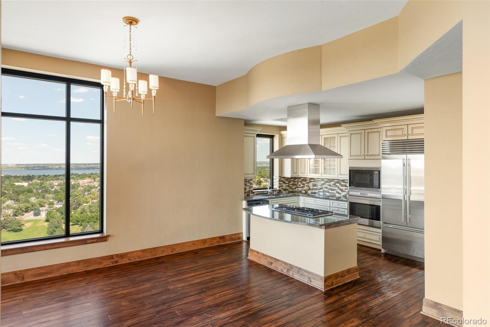 8100 E Union Avenue Unit: 2405