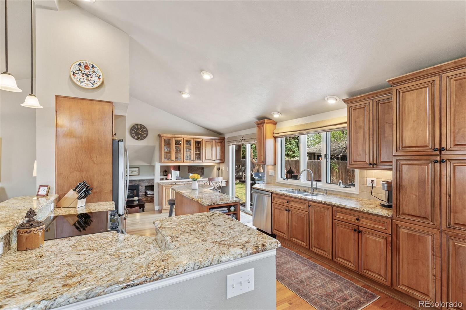 6330 S Newport Court