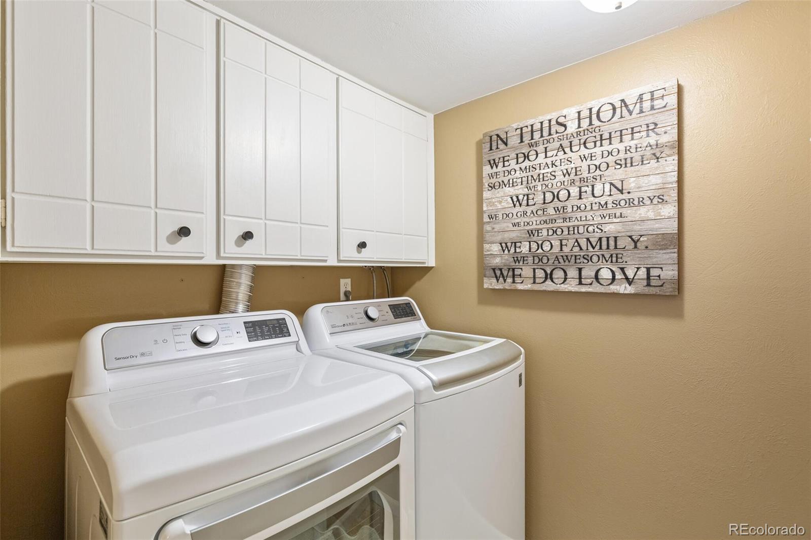 6330 S Newport Court