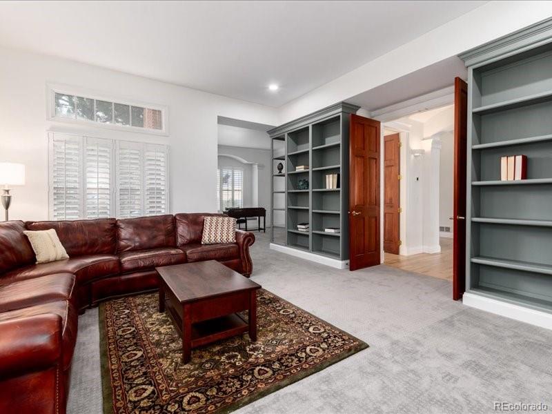 1012 Diamond Ridge Circle