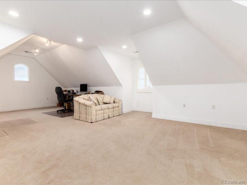 1012 Diamond Ridge Circle