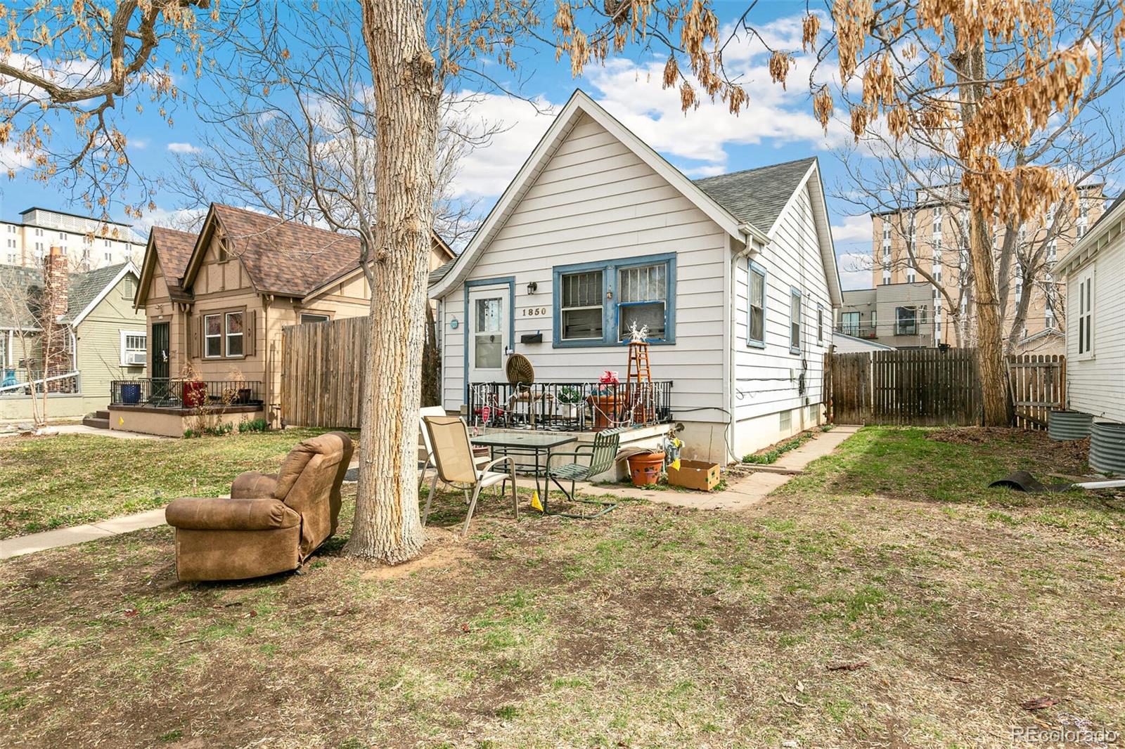 1850 & 1854 S Williams Street