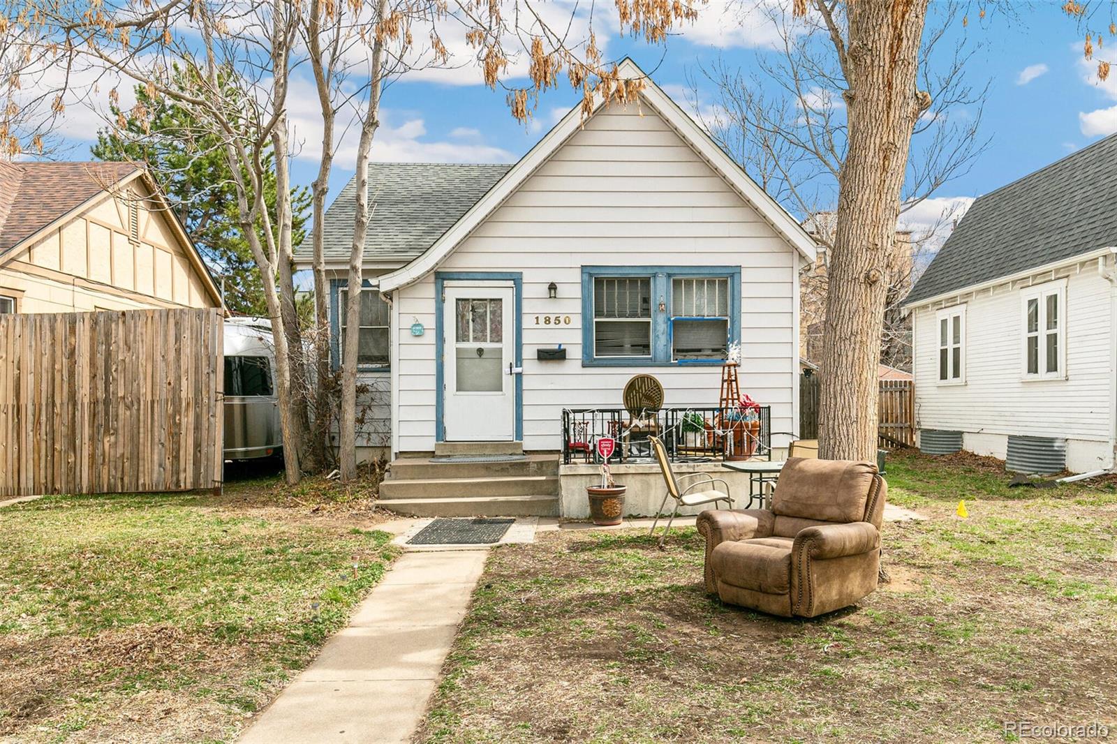 1850 & 1854 S Williams Street