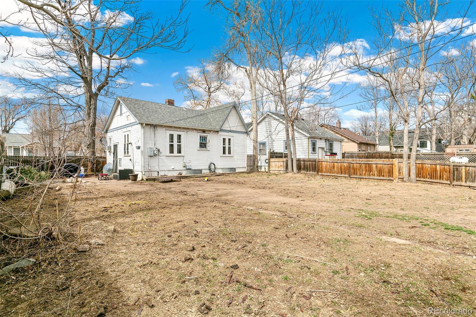 1850 & 1854 S Williams Street