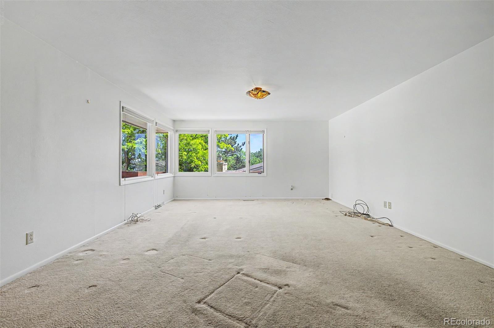 13482 W Ohio Drive