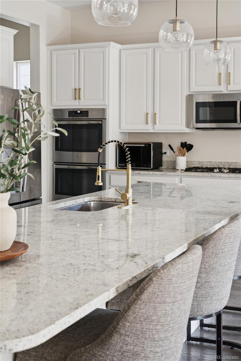 10929 Endeavor Drive