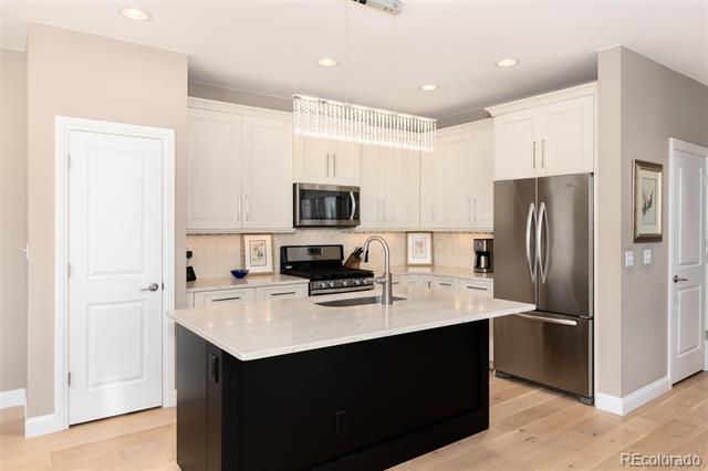4100 Albion Street Unit: 1605