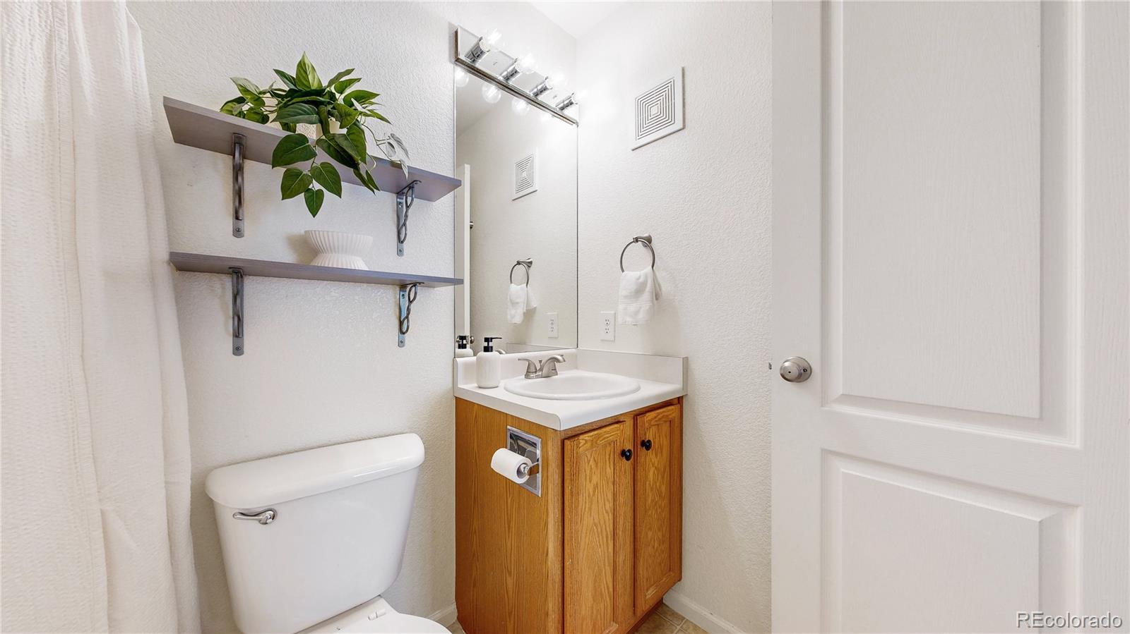 1670 S Deframe Street Unit: C2