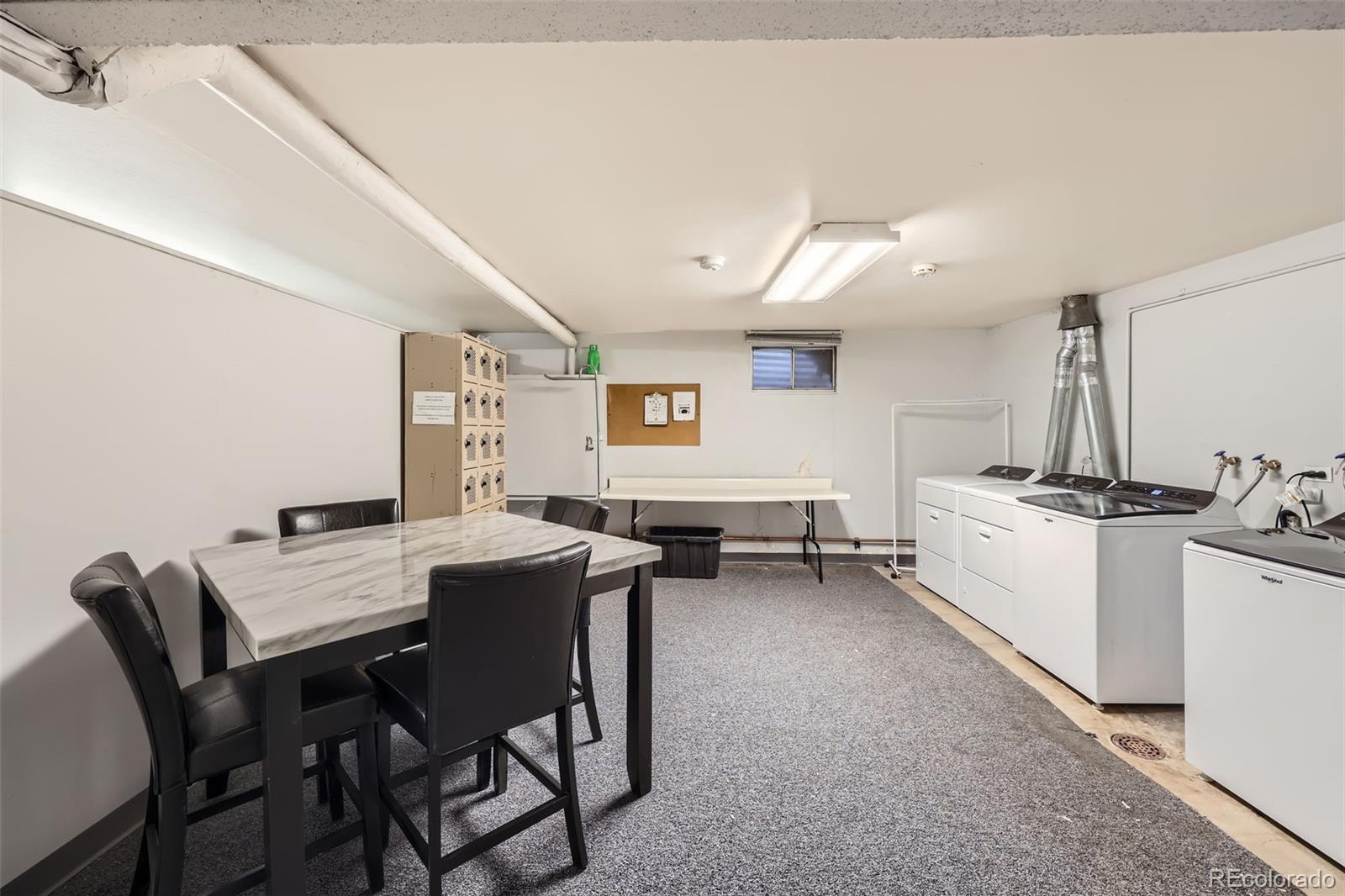 4940 E Donald Avenue Unit: 8