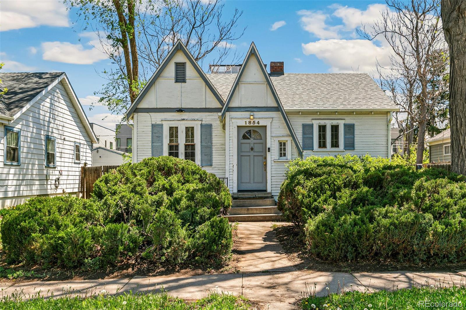 1854 S Williams Street