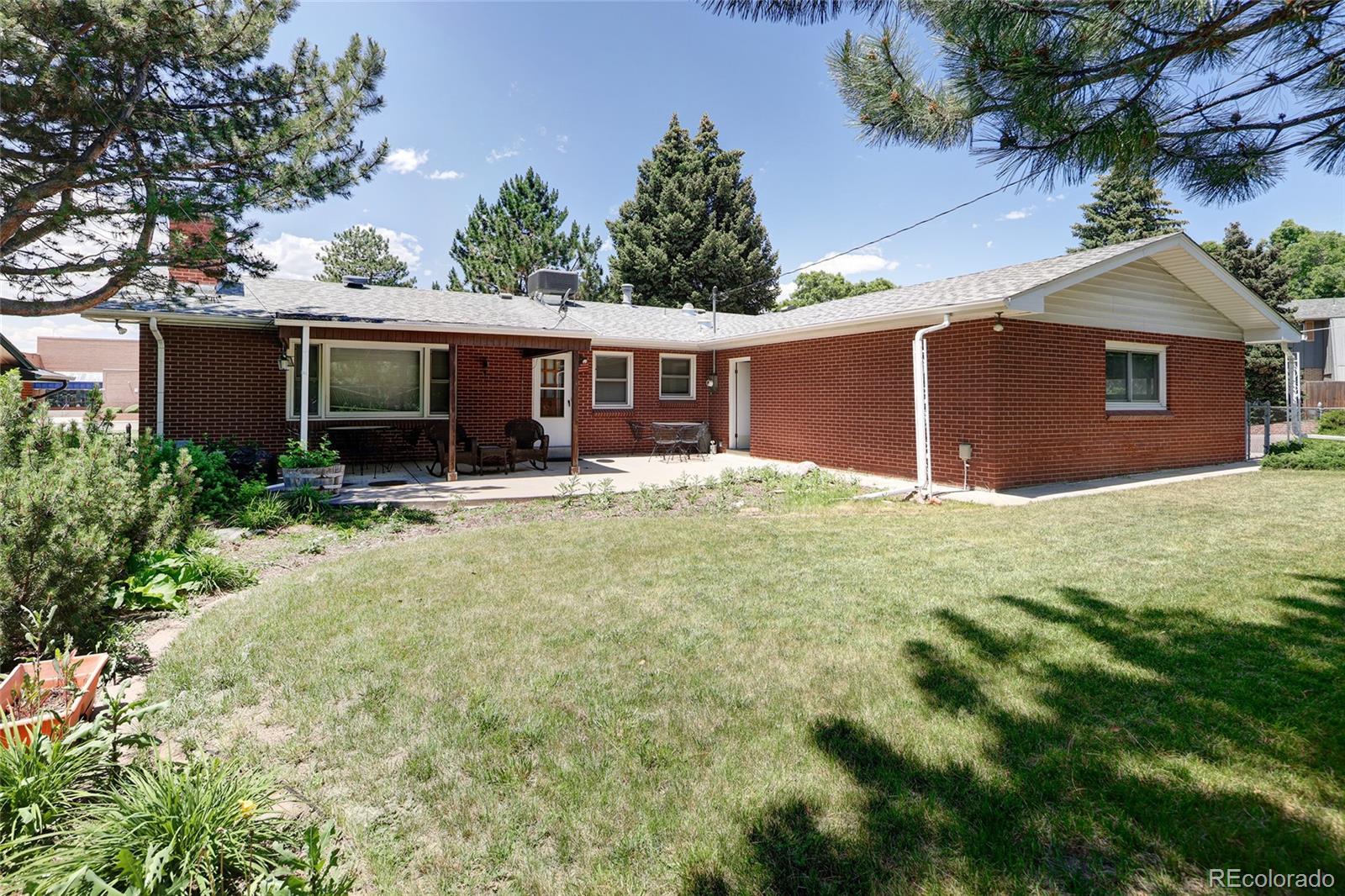 2900 S Golden Way