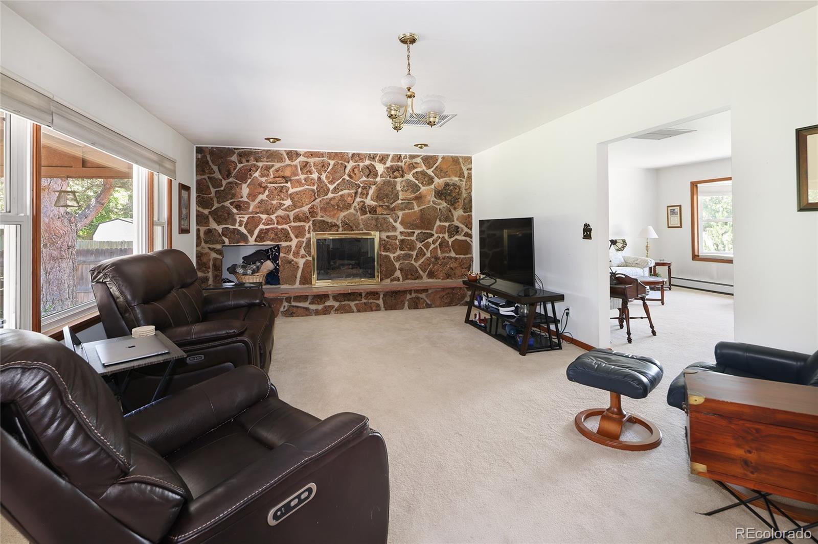 2900 S Golden Way