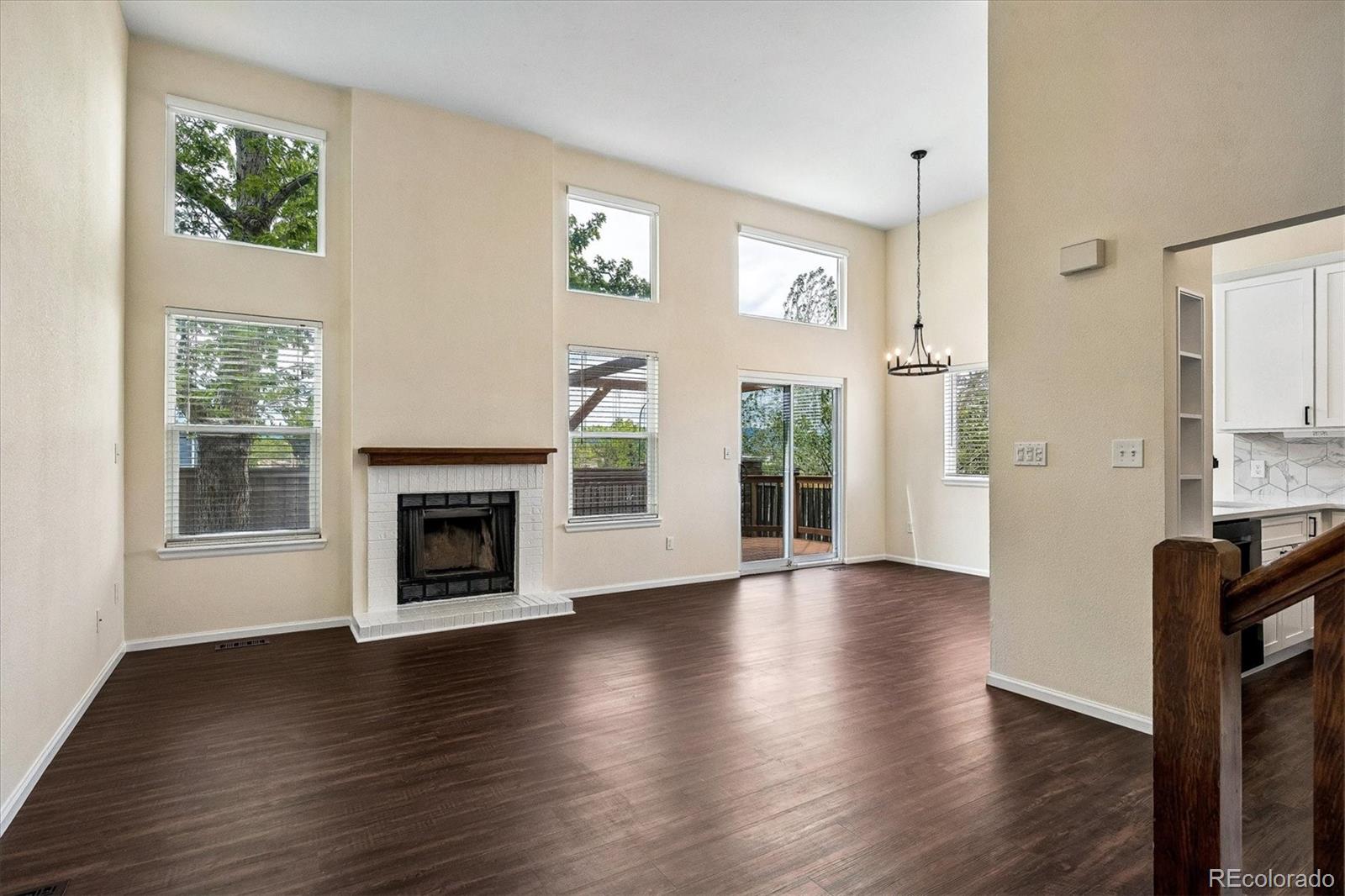 525 Lindenwood Court