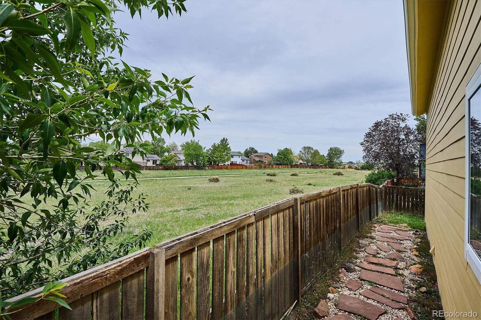 525 Lindenwood Court