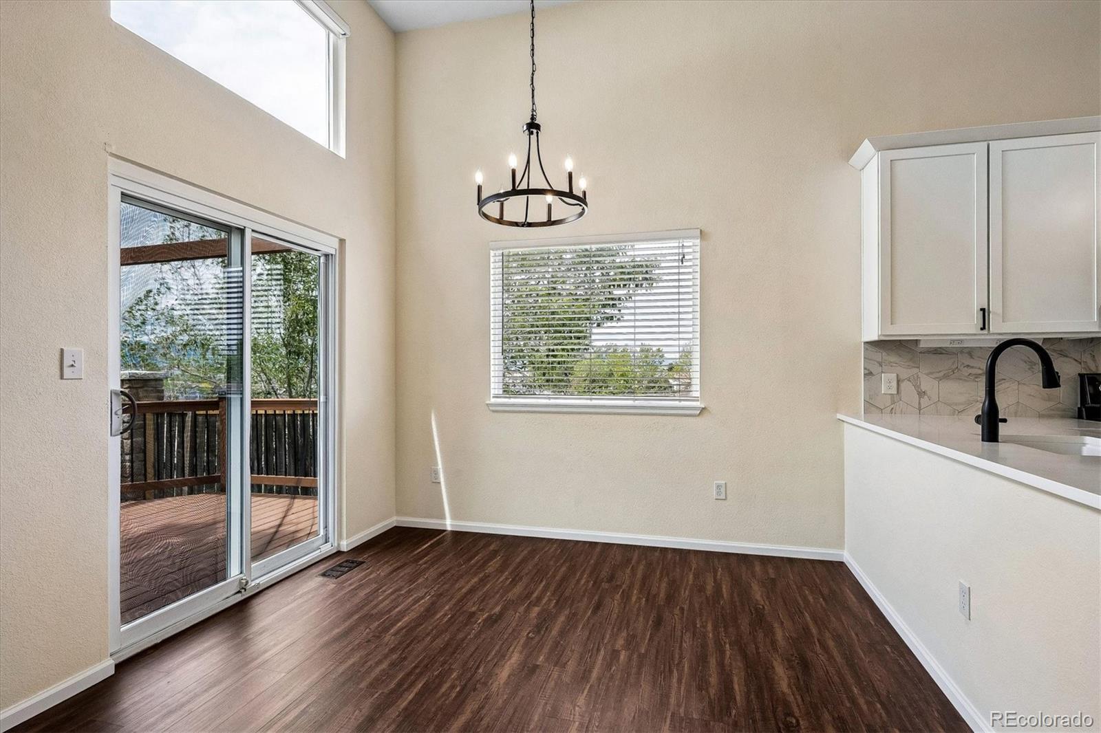 525 Lindenwood Court