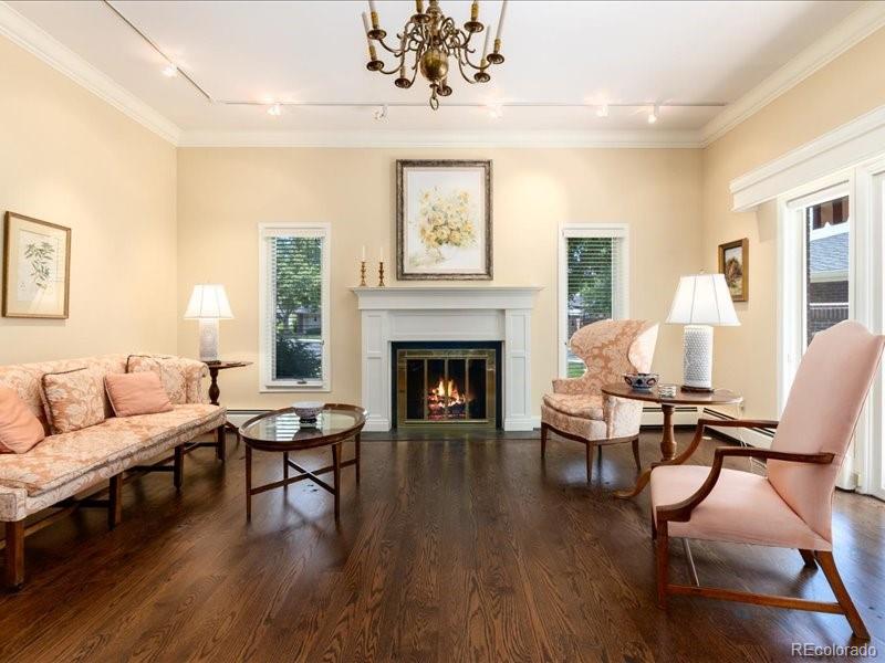 2552 E Alameda Avenue Unit: 16