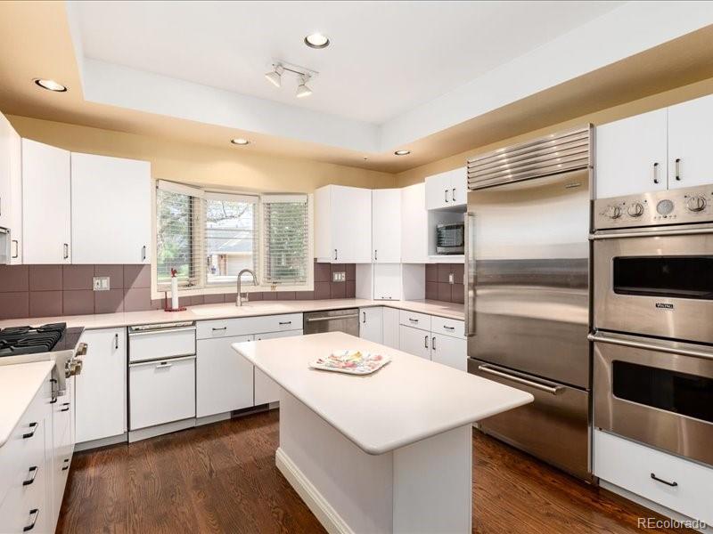 2552 E Alameda Avenue Unit: 16